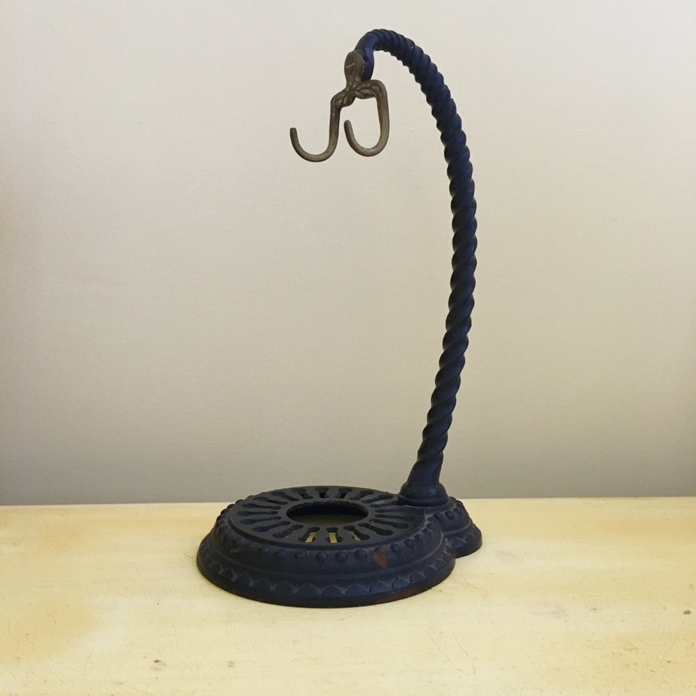 Cast Iron Pot Hanger - Made in Creamery, PA